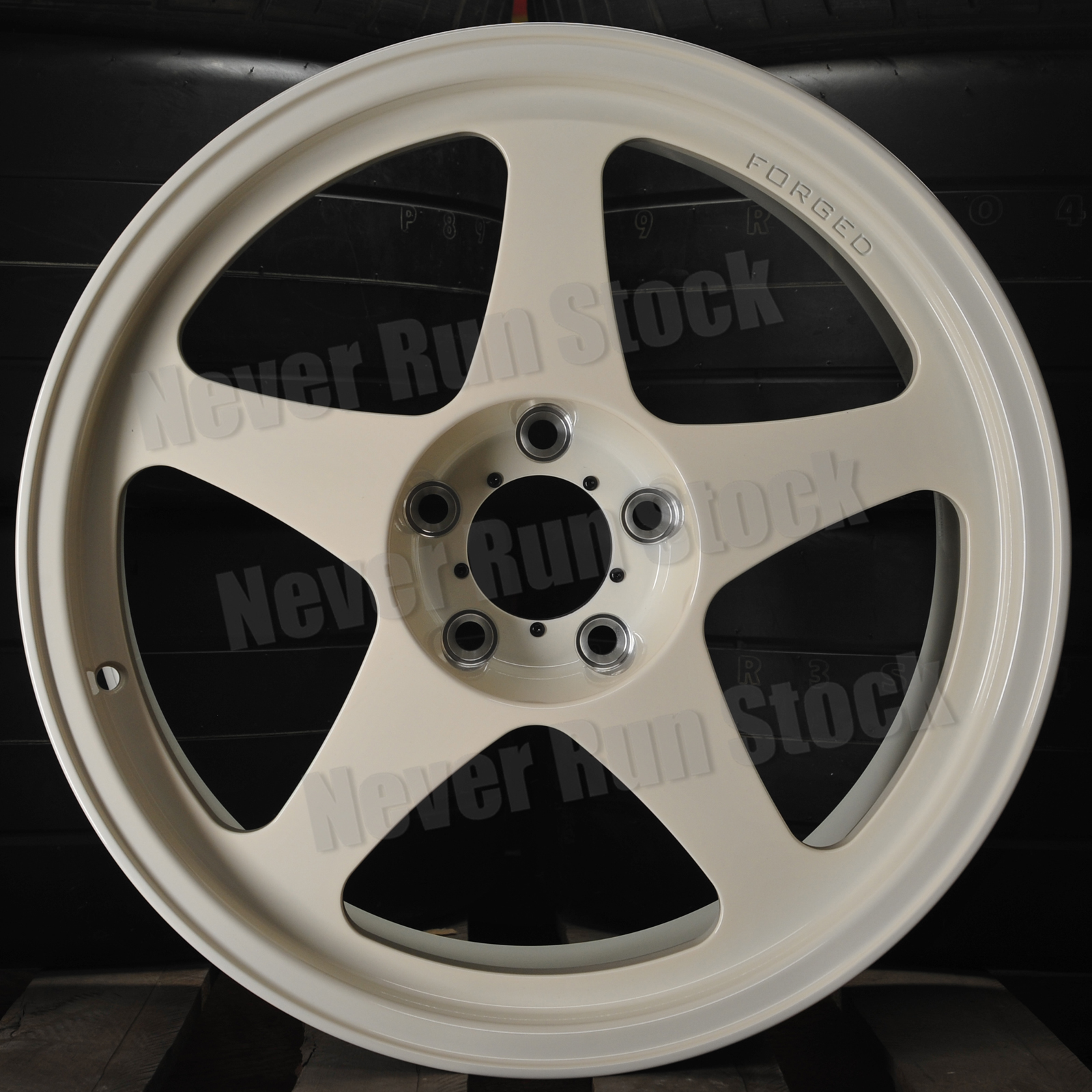 R6061-R1-1885-35-514-WHT-NRS.jpg
